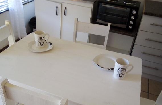 Spacious 1bed + braai 13km to Paternoster beach