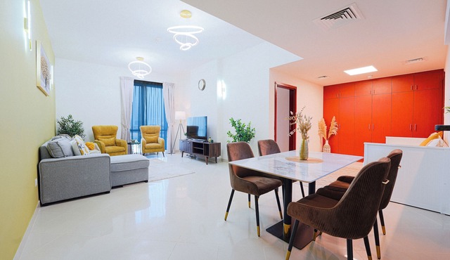 Spacious 1BHK with Full aminities,Balcony near Dubai Cricket Stadium