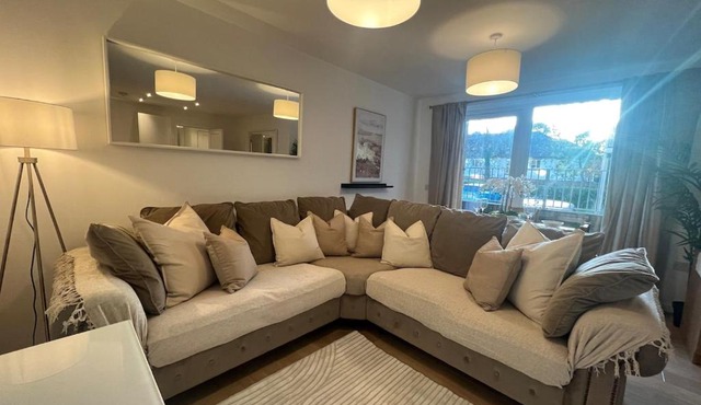 Spacious 2 Bed, 2 Bath Apartment by MCF