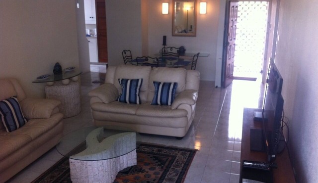Spacious 2 Bed 2 Bath Condo Across From The Beach