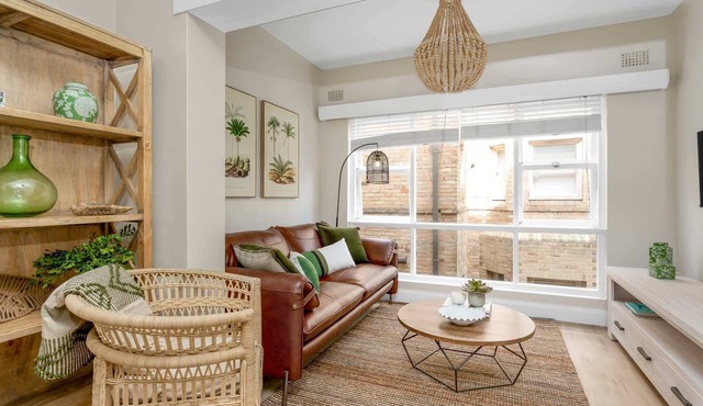 Spacious 2-Bed Apartment in the heart of Manly