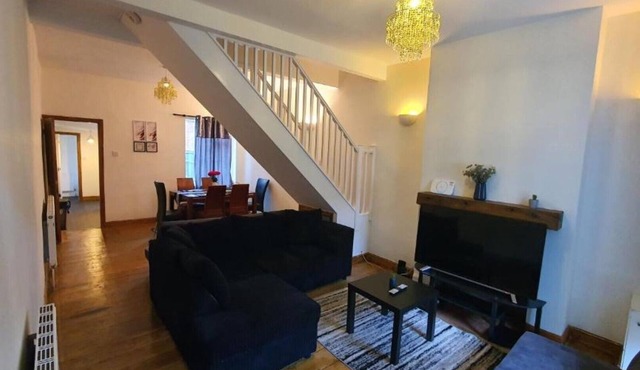 Spacious 2 Bedroom Home in Birmingham
