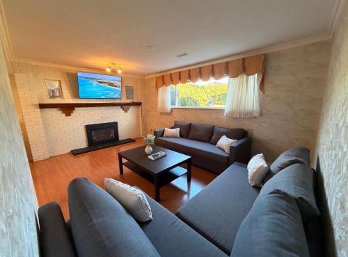 Spacious 2 Bedroom Suite