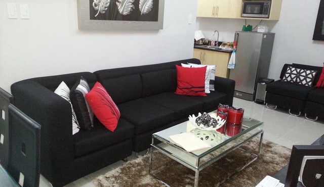 Spacious 2-BR Condo @ Grass, Quezon City