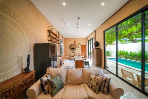 Spacious 2 BR Villa Cozy, Quiet & Comfortable With a Private Pool