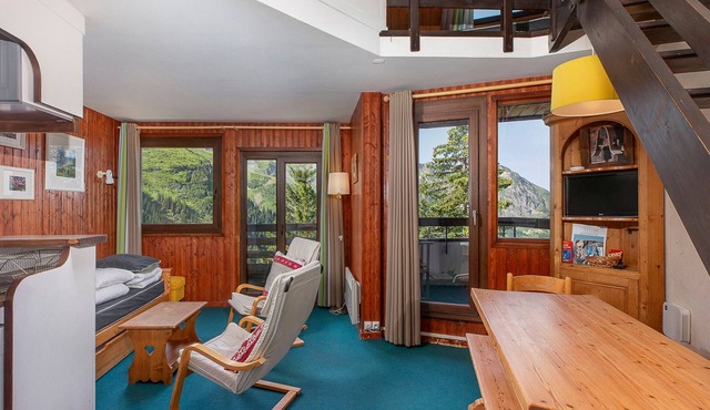 Spacious 2-room duplex with balcony and WiFi, Avoriaz