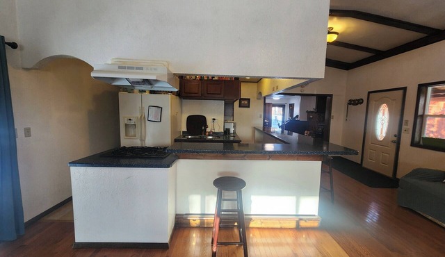 Spacious ~2600 sqft 5-bedroom house in breathtaking Hatchers Pass with WiFi