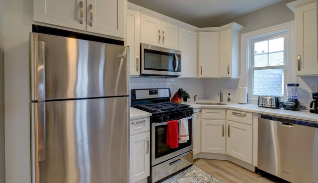 Spacious 2bd/1ba | Free Parking | 3D TOUR 1203