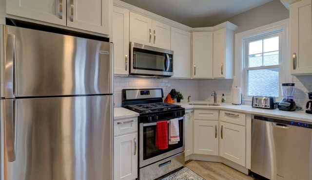 Spacious 2bd/1ba | Free Parking | 3D TOUR 9372
