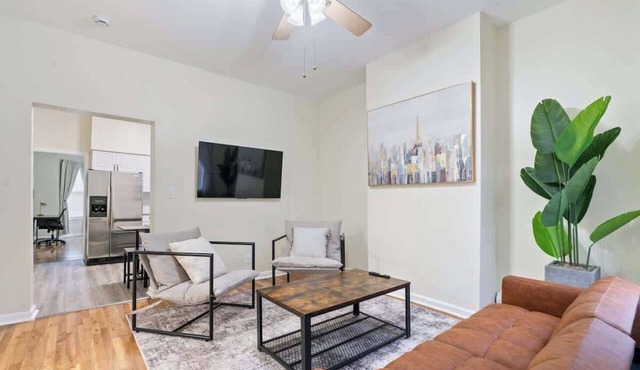 Spacious 2BR, 15m to NYC, FIFA, Mall, FREE Parking