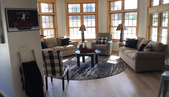 Spacious 2BR/2BA Condo at Northernaire – Lake Access & Northwoods Luxury