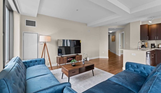 Spacious 2BR 2BA Condo |Boston Downtown