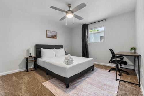 Spacious 2BR Comfort Retreat at Vineyard in Mesa