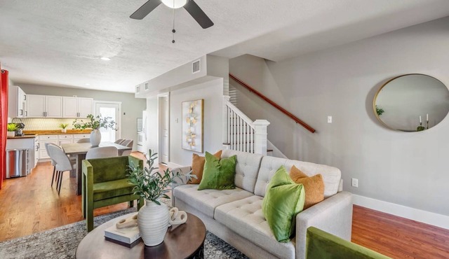 Spacious 2BR Home with King Beds Near Downtown, WiFi, Parking & Easy Self Check-In