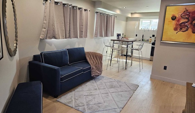 Spacious 2BR modern living in Central Eastside location