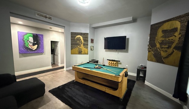 Spacious 2BR Suite + Pool Table I Patio + Private