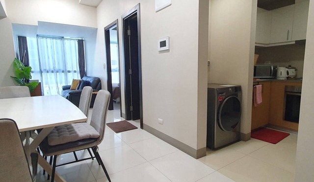 Spacious 2BR unit in the center of BGC very close to malls, resto and shops