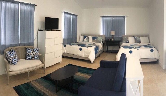 Spacious 2nd floor studio, sleeps up to 5, unit# 32622