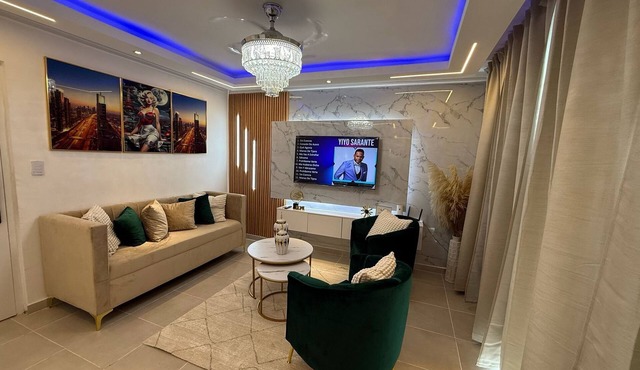 Spacious 3-bedroom apartment with AC, WiFi in beautiful Santo Domingo Este