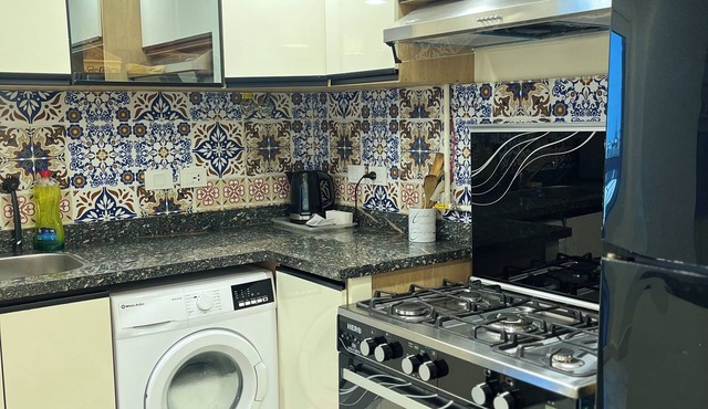 Spacious 3-bedroom apartment with AC and WiFi in wonderful Cairo Governorate