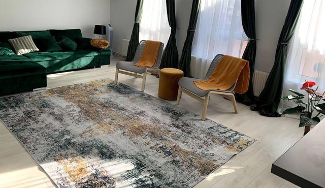 Spacious 3 Bed Apartment Cluj Floresti near Vivo