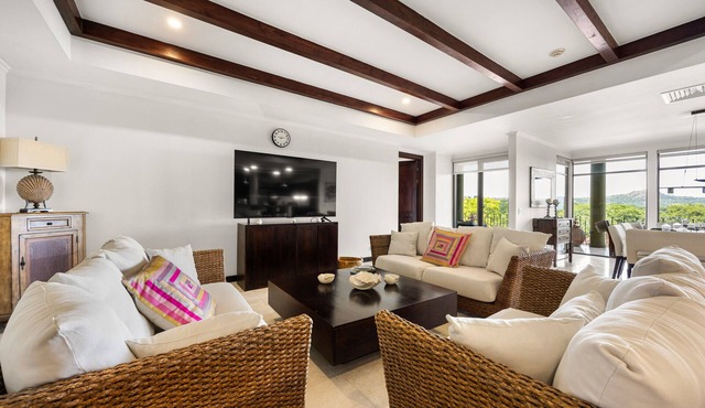 Spacious 3‑Bed Villa at Reserva Conchal