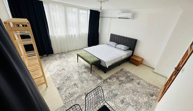 Spacious 3-bedroom condo in fabulous Antalya with AC, WiFi
