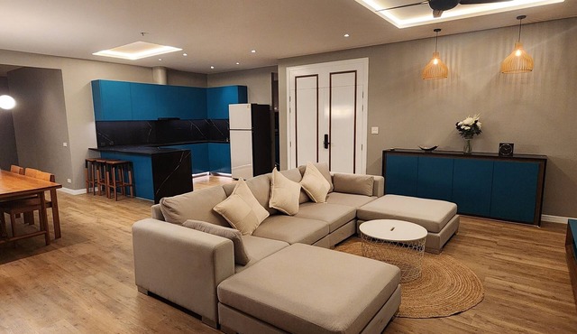 Spacious 3-bedroom condo with WiFi, AC. Nice View, Large Balcony,Fully furnished