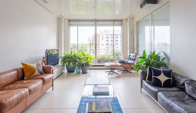 Spacious 3 bedrooms Bois de Boulogne Paris 16