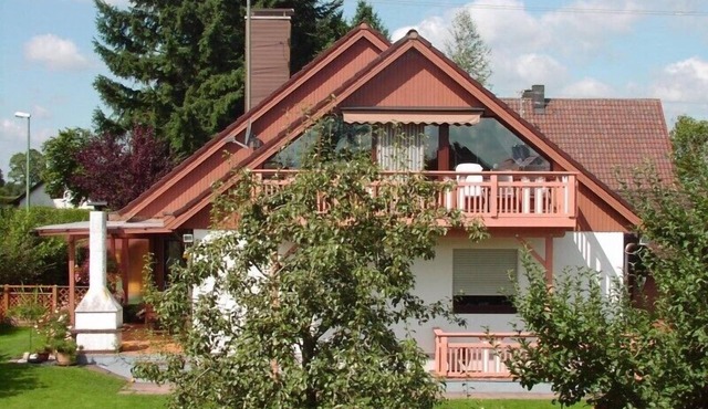 Spacious 3-star apartment with a large balcony between Lake Ammersee and Lech