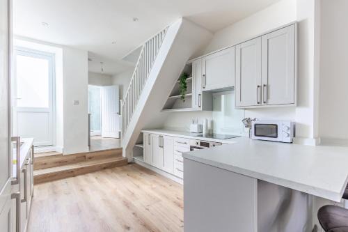 Spacious 3BD house - fast Wi-Fi - smart tv