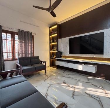 Spacious 3BHK Duplex Villa with minimal amenities