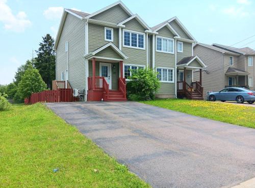 Spacious 3BR Dieppe Retreat near Downtown