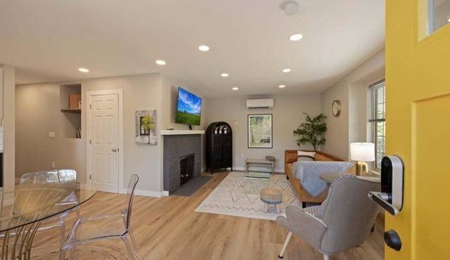Spacious 3BR Home Walk to Ezra Bessaroth Family Welcome