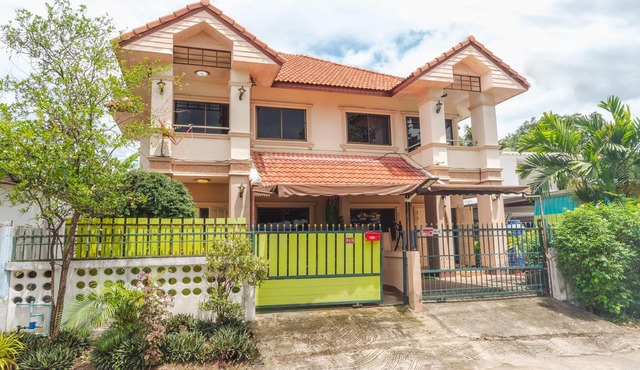 Spacious 3BR Private House Near Old City Near Night Bazaar