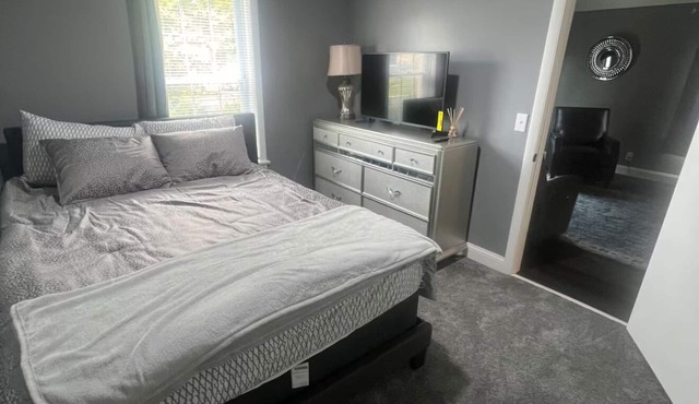 Spacious 4-bedroom fully remodeled home in charming Sandusky
