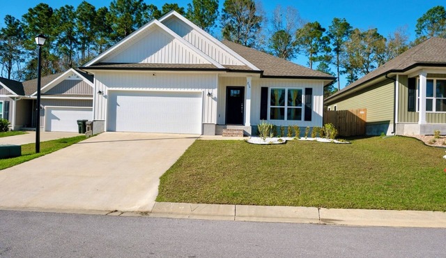 Spacious 4-bedroom house with WiFi, AC in phenomenal Cantonment