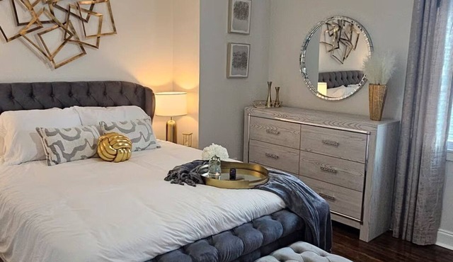 Spacious 4-bedroom house in New Orleans with AC
