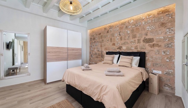 Spacious 4 Bedroom Villa SoZoe, in the Old Town of Rhodes with plunge pool