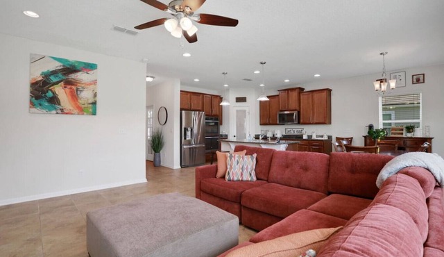 Spacious 4b/4b Villa Near JAX Airport & Beaches