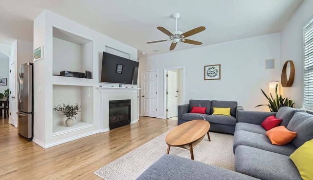 Spacious 4BDR Retreat in Lafayette