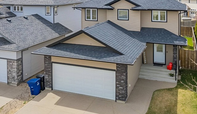 Spacious 4BR-4BA House for Large Families & Group in Stonebridge
