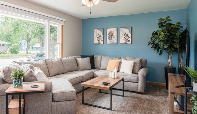 Spacious 4BR Home Near Hospitals & Universities