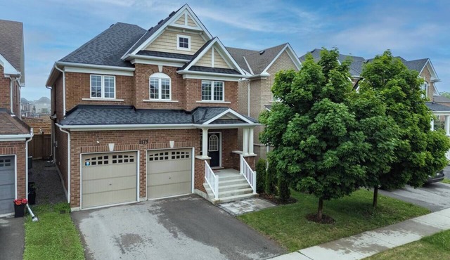 Spacious 4BR Retreat | Backyard | Near Ontario