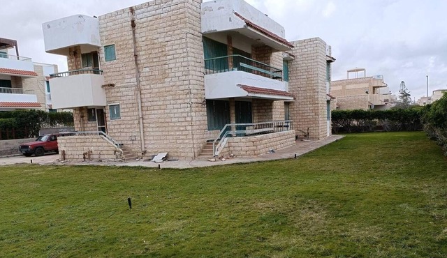 Spacious 5-bed House in Alamein With Large Garden