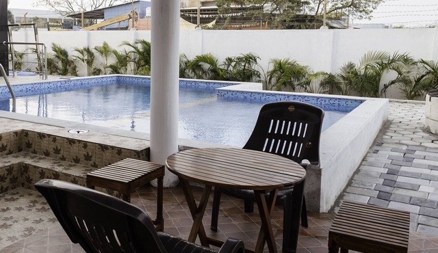 Spacious 5-bedroom villa with WiFi, AC,fabulous swimmingpool in Mahabalipuram