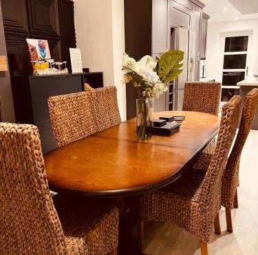 Spacious 5 Bedroom Home in Central Kidderminster with Private Parking and Electric Vehicle Facilities, Easy Access to Birmingham and Nearby Towns