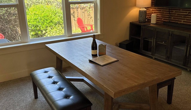 Spacious 5-bedroom house in Eugene, walking distance to campus, Hayward Field