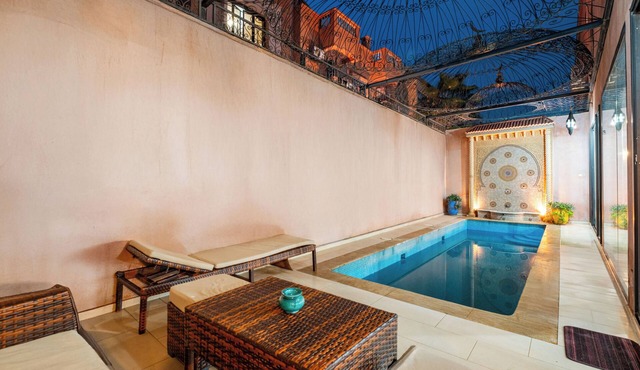 Spacious 5-bedroom villa in charming Marrakech with WiFi, AC, Private Pool