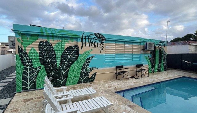 Spacious 5-BR house with private POOL, WiFi, AC in lovely Luquillo
